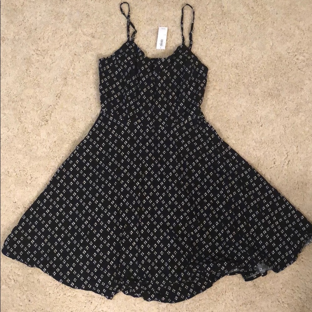 Old Navy fit and flare dress - size Small